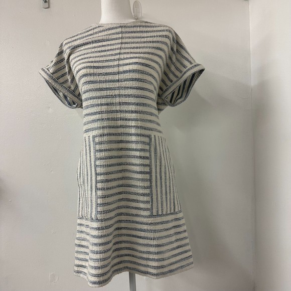 lou & grey cozy cotton terry pocket dress Lou & Grey Striped Boucle Pocket Dress Size XS Blue/White Combo Women's
